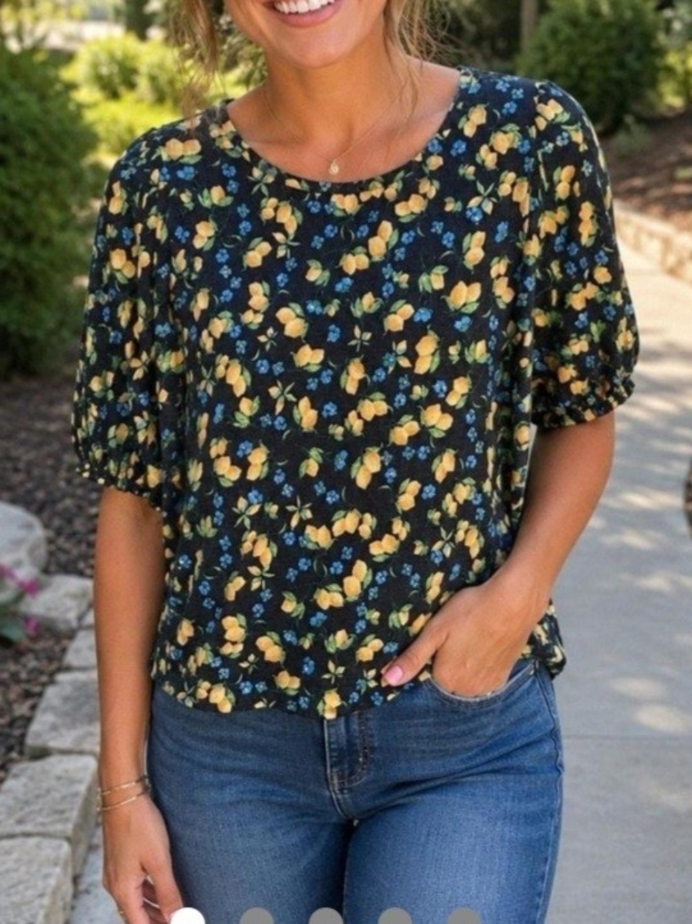 Black Floral Puff-Sleeve Blouse
